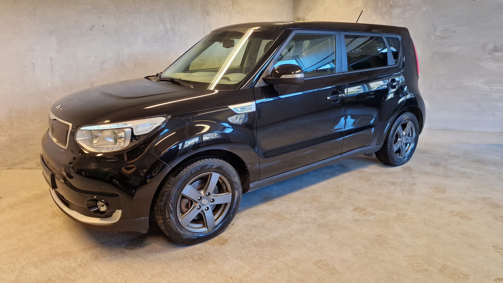 Kia Soul 30kWh/Exclusive/Skinn/Navi/Kamera/7mndGARANTI/EU26