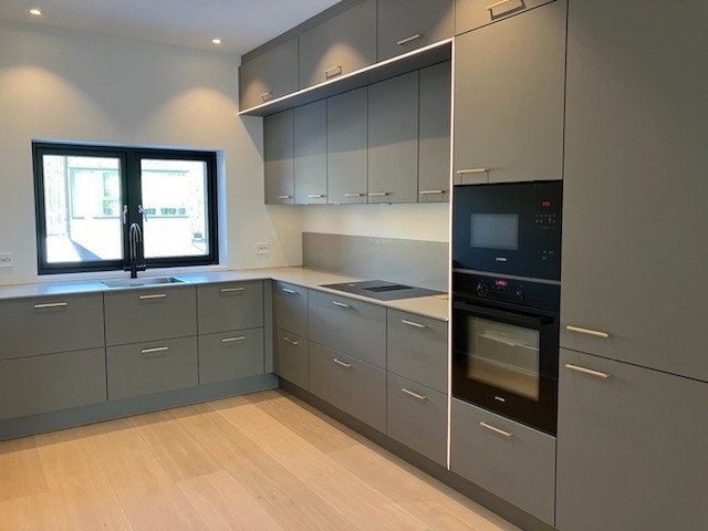 Kjøkkeninnredning levert fra Mandal Kjøkkensenter - Denne står ferdig montert i bolig nr 3 Galleribilde