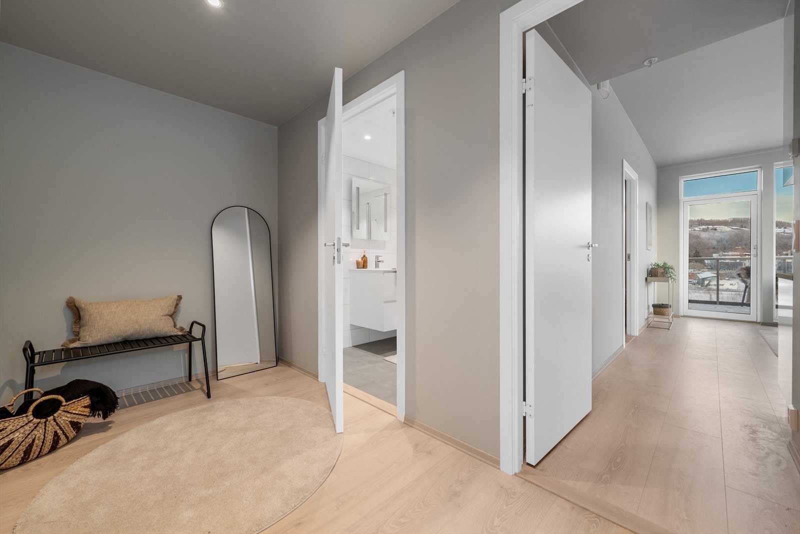 Det er balansert ventilasjon med varmegjenvinning i leiligheten Galleribilde