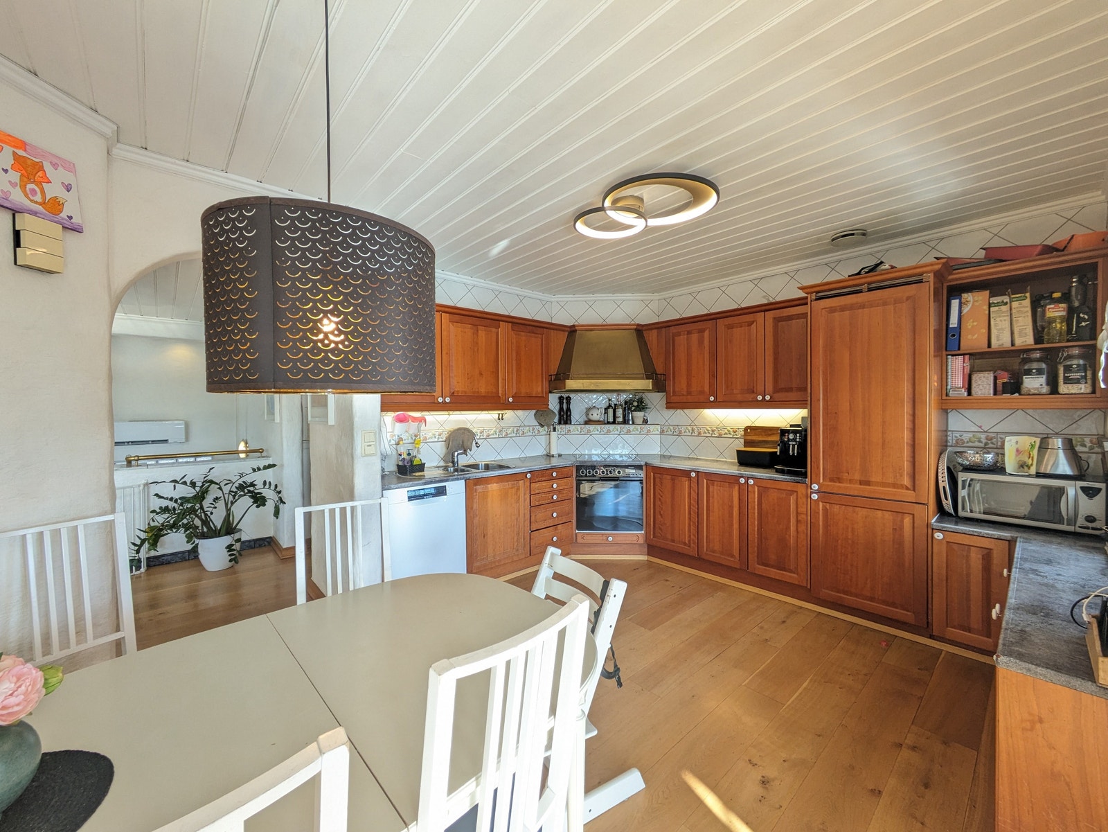 Spiseplass på kjøkken Galleribilde