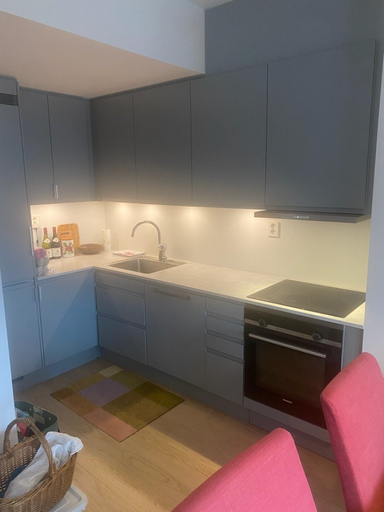 Kjøkken m oppvaskmaskin Galleribilde