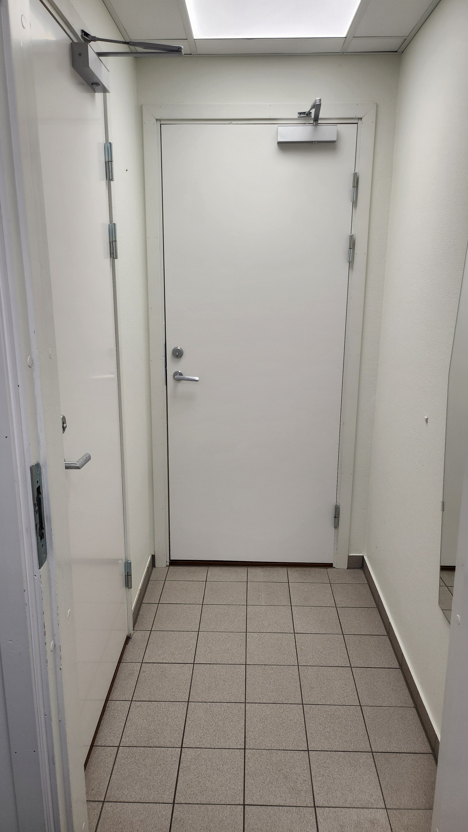 Inngang WC Galleribilde