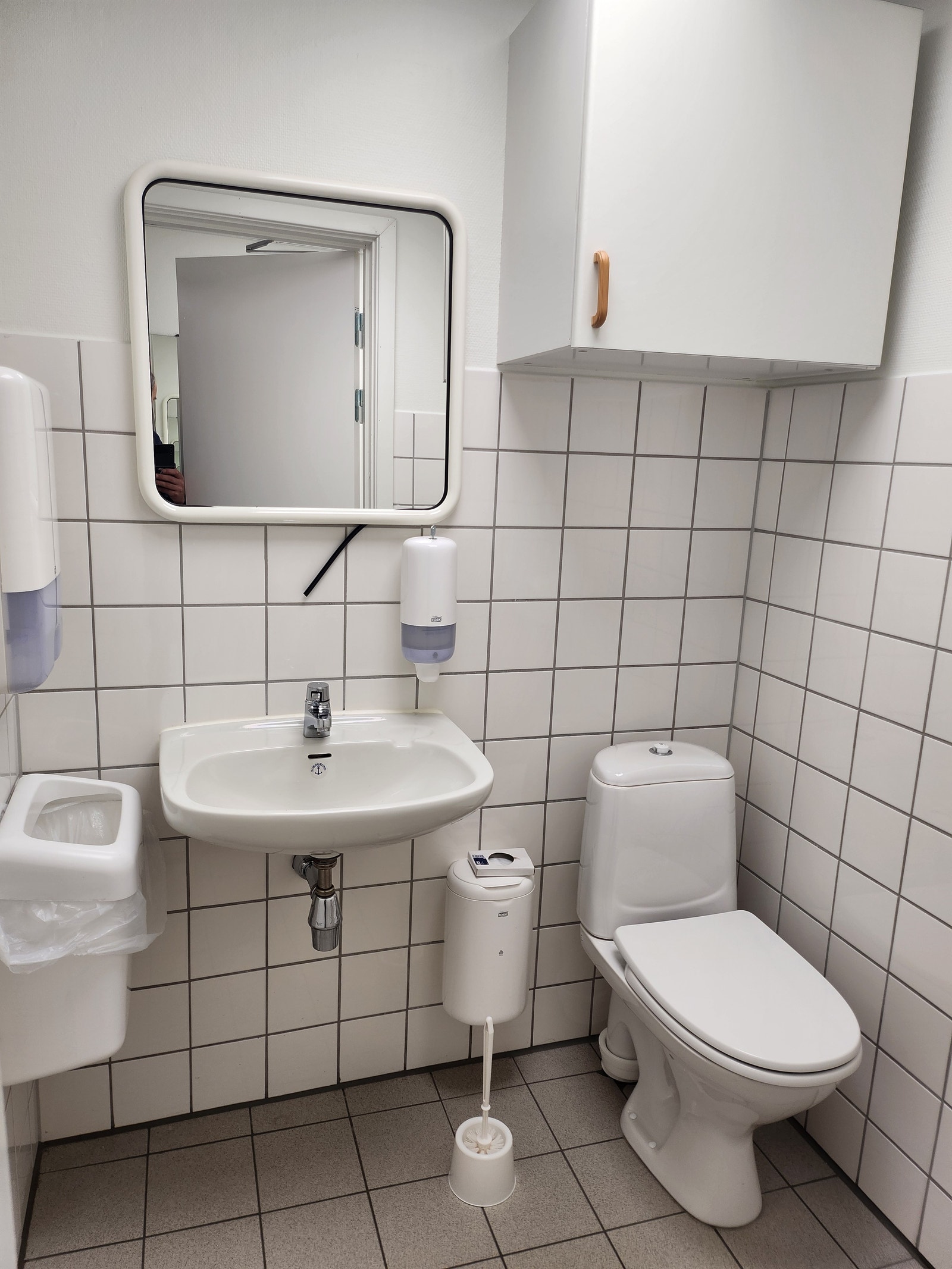 WC 2 2. etg Galleribilde