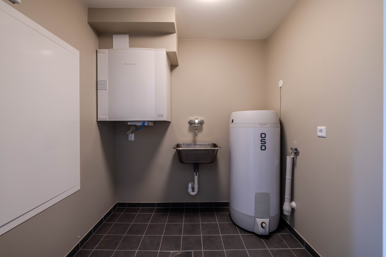 God plass til vaskemaskin og tørketrommel Galleribilde