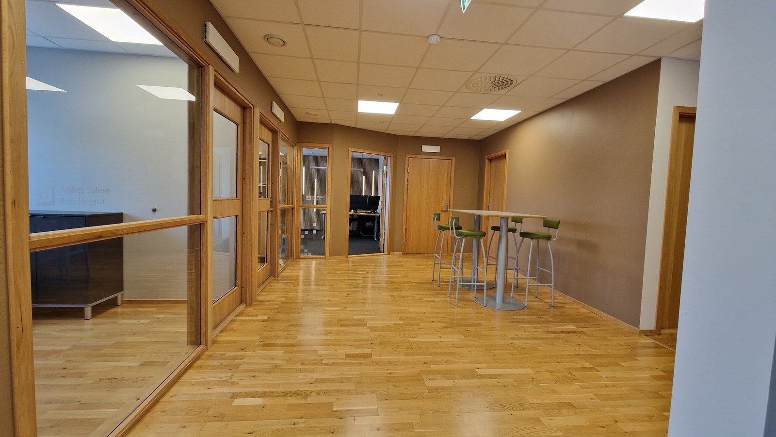 Kontorlokale 2 etg. - Sosial sone Galleribilde