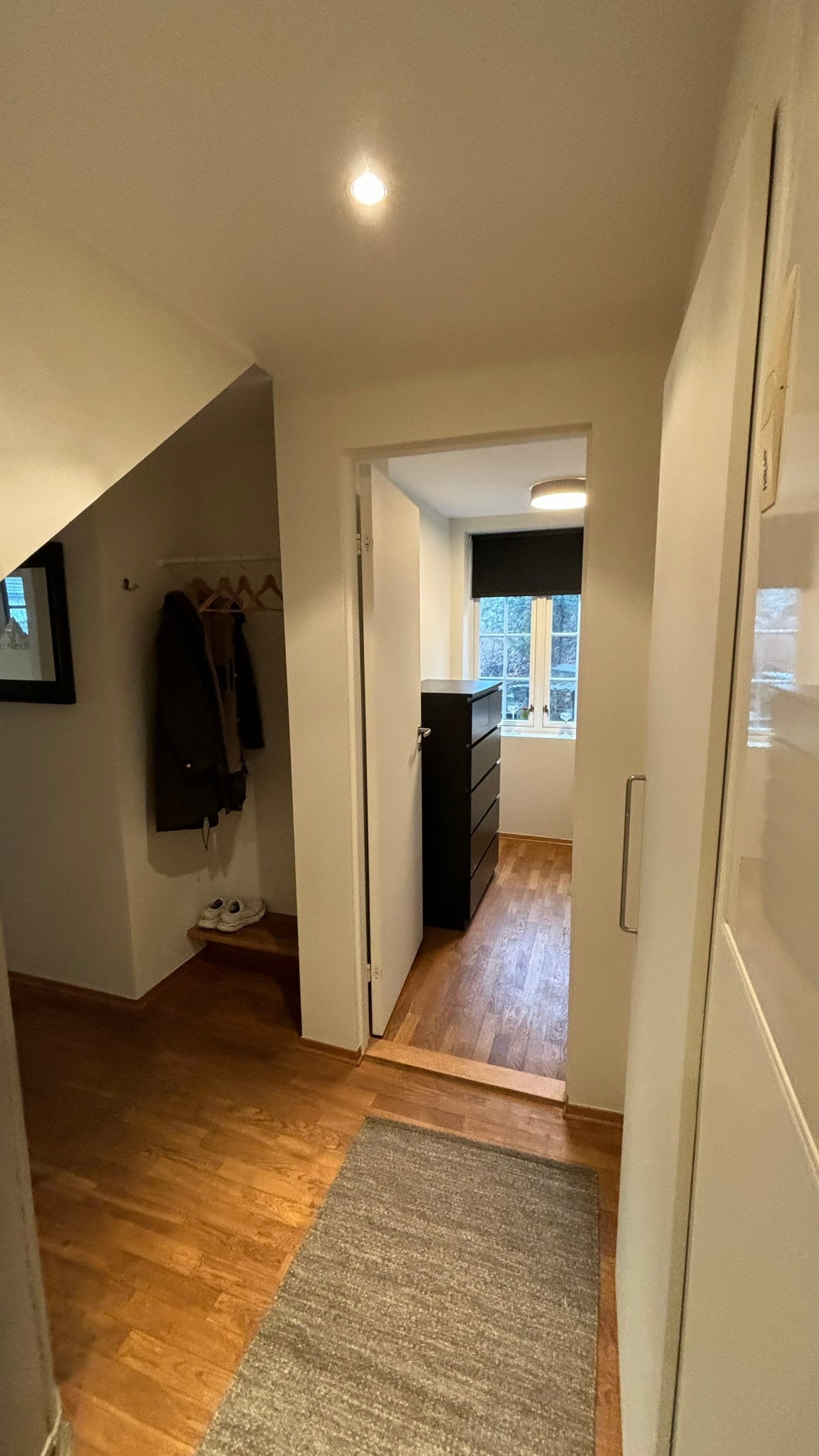 Inngang soverom Galleribilde