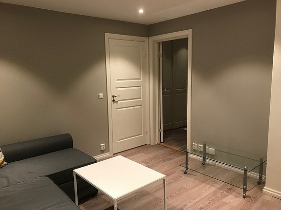 Fra stue mot bod og soverom Galleribilde