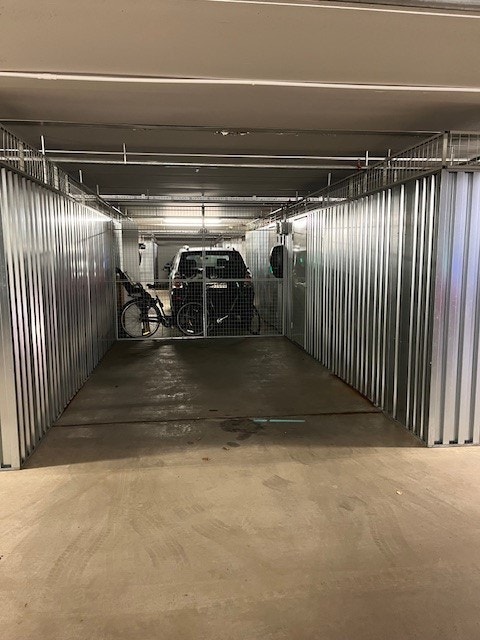 Garasjeplass Galleribilde