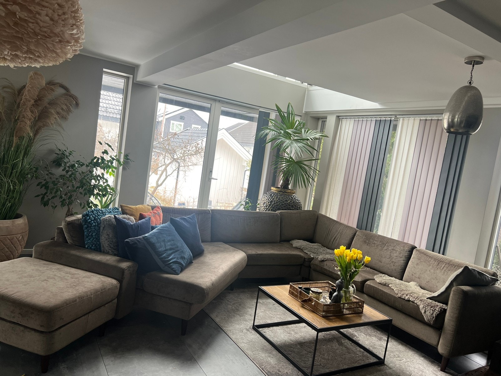 Felles stua Galleribilde