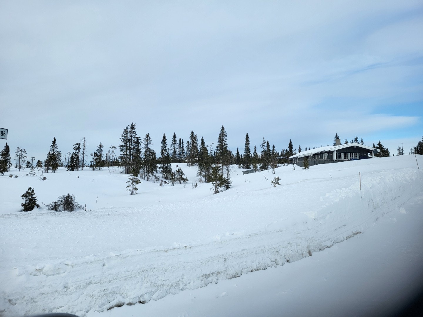 Vinterbilde fra Hundbergslia hyttefelt Galleribilde