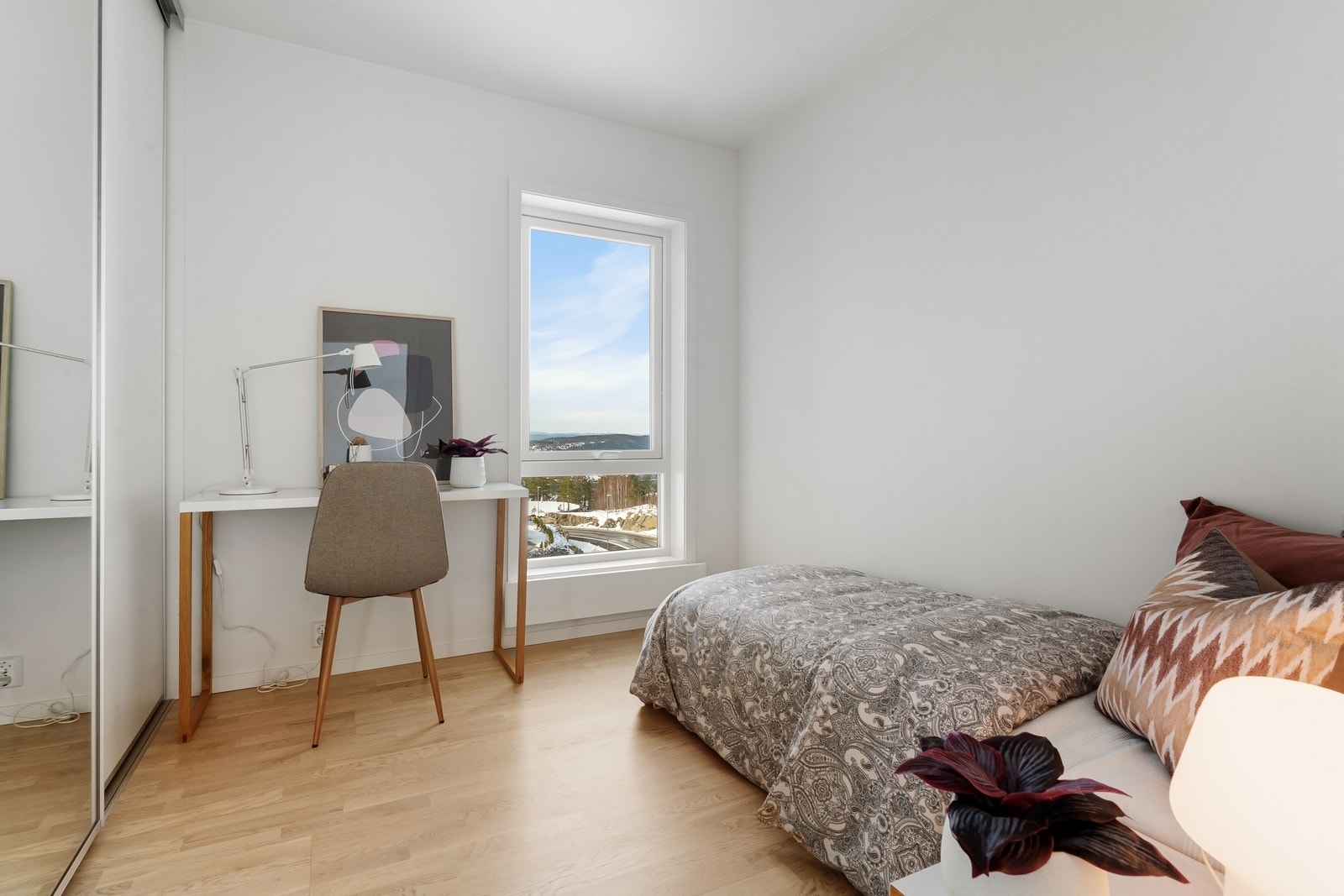 1. etg - Soverom 2 Galleribilde