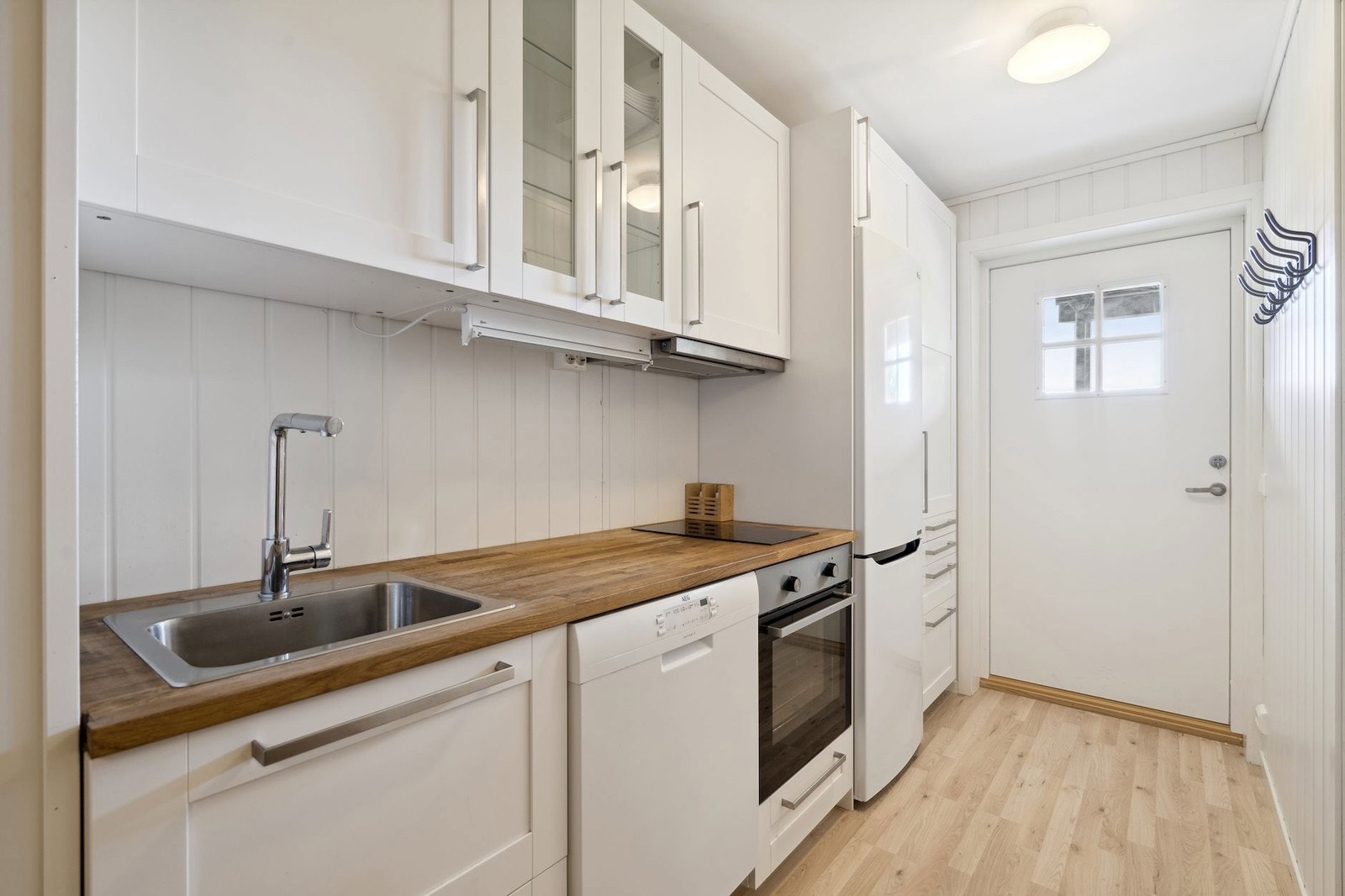 Kjøkken og inngang Galleribilde