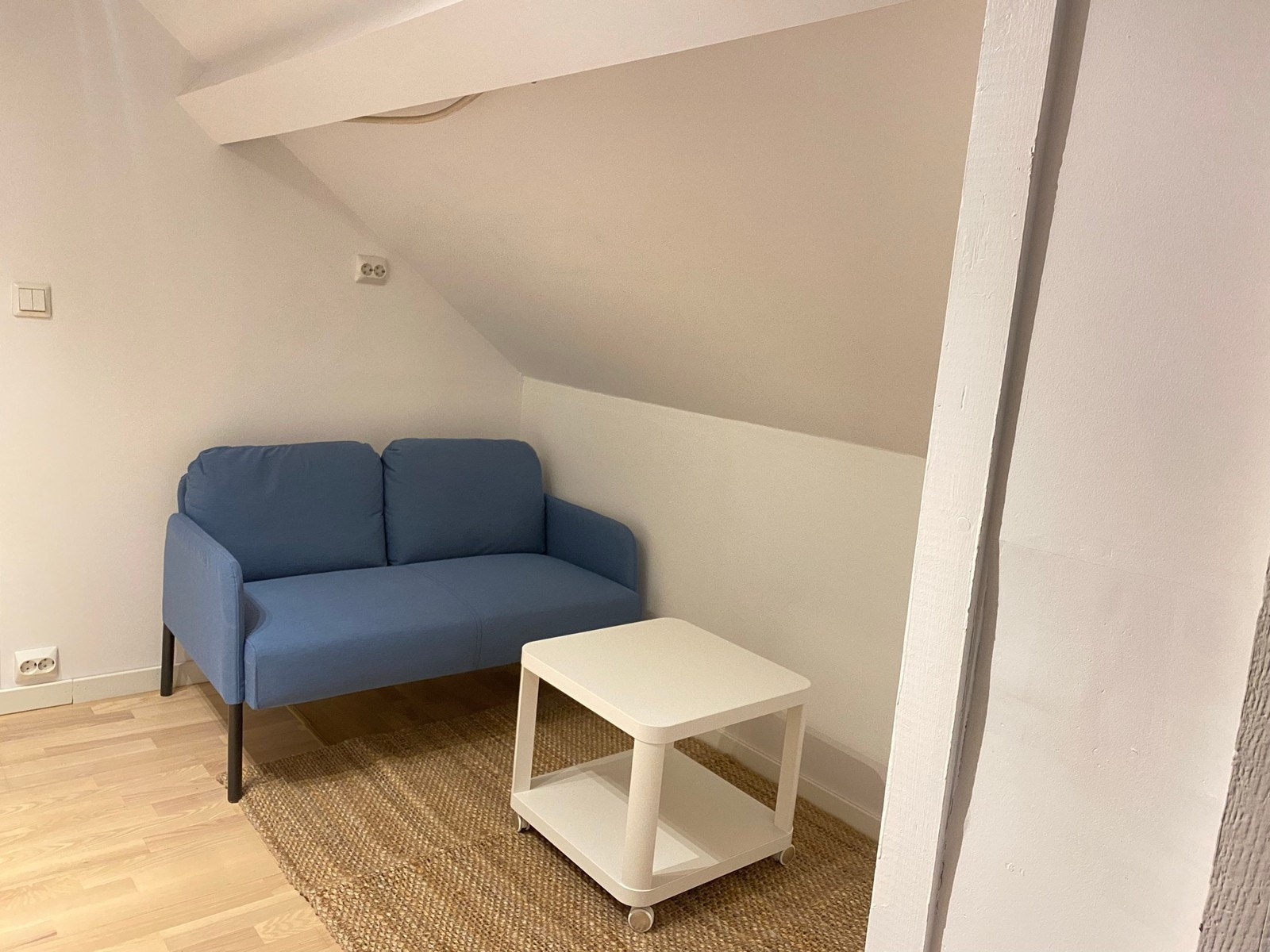 Kjekk sofakrok. Plass til større sofa, eller eventuelt en seng for 2 soverom Galleribilde