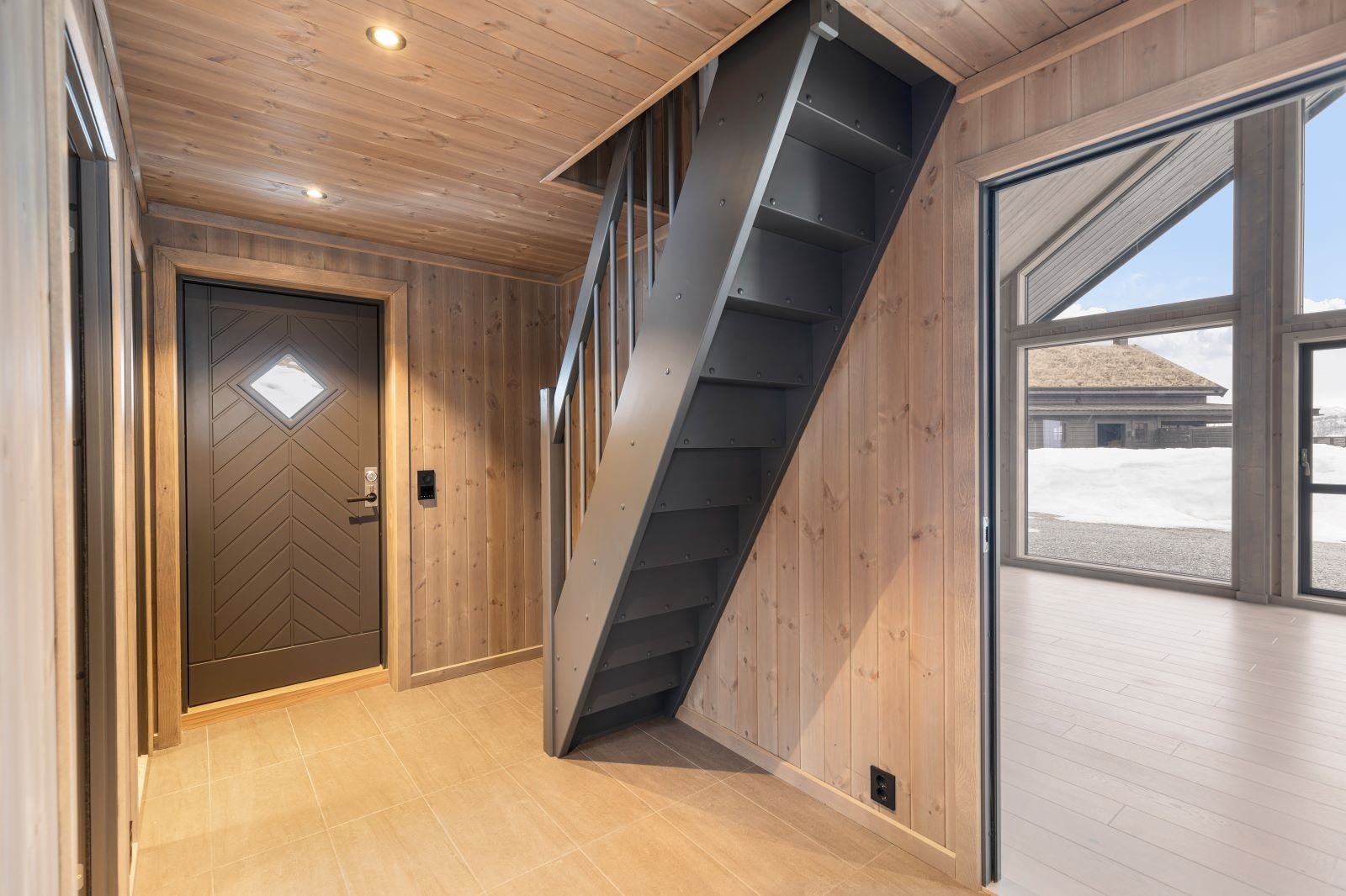 Gang og trapp til hems Galleribilde