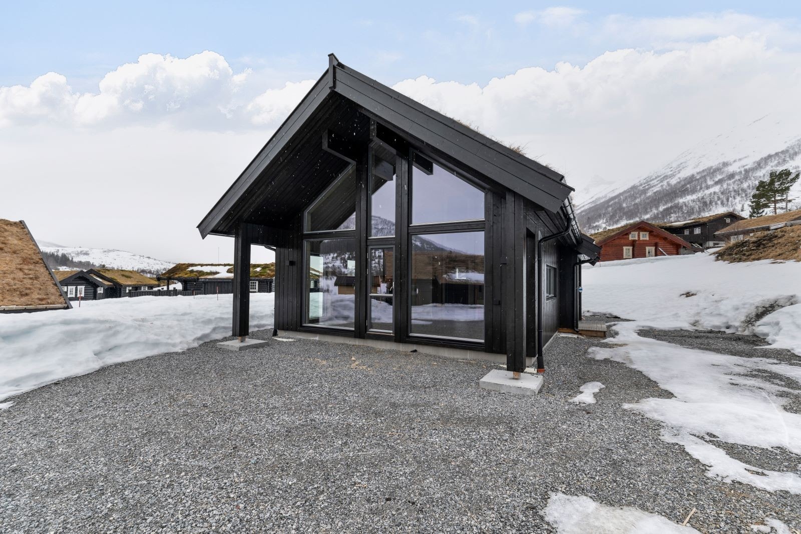 Tidsriktig moderne og arealeffektiv hytte. Galleribilde