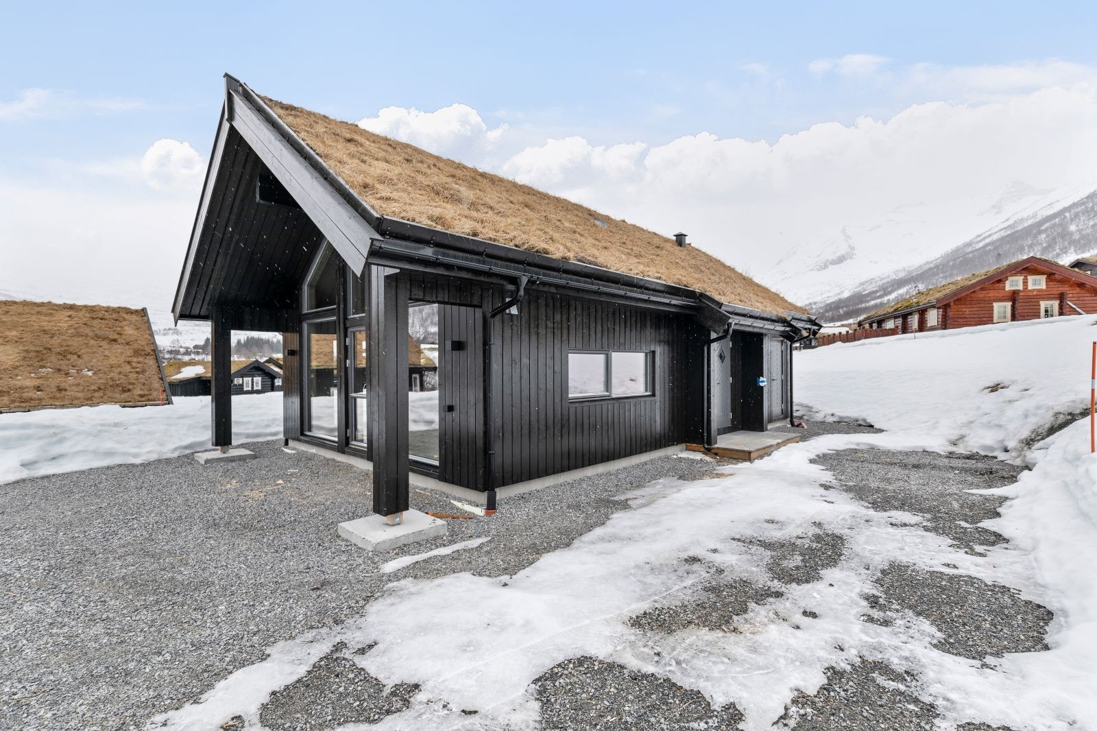 Overbygd tak med mulighet for terrasse. Galleribilde