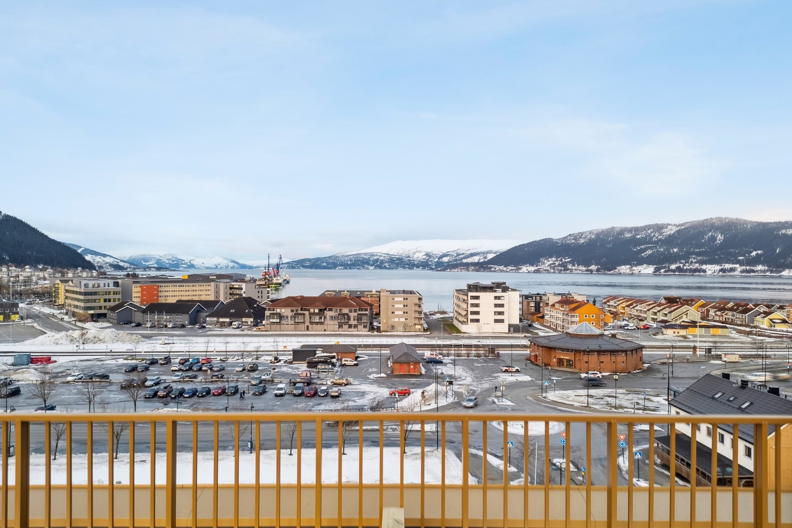 I tillegg til balkongen, får man et privat område på byggets takterrasse. Galleribilde