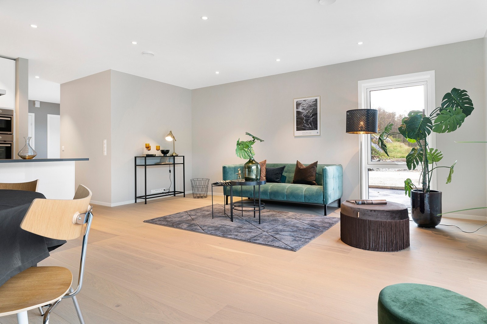 Stue 1. etg Galleribilde