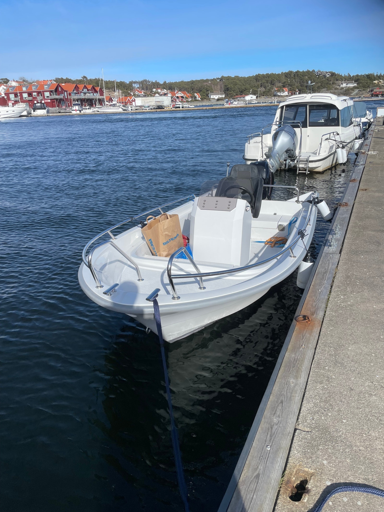 Wesling kan leies av båtkyndige. Galleribilde