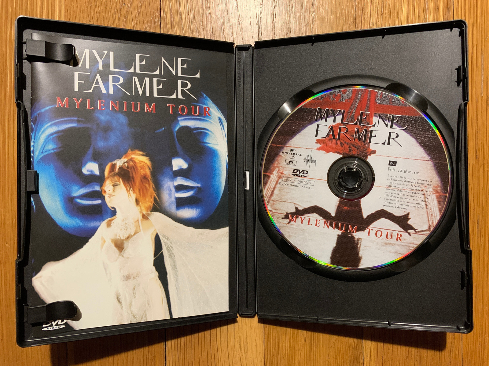 Mylene Farmer - Mylenium Tour | FINN-torget Mylene Farmer - Mylenium Tour | FINN-torget