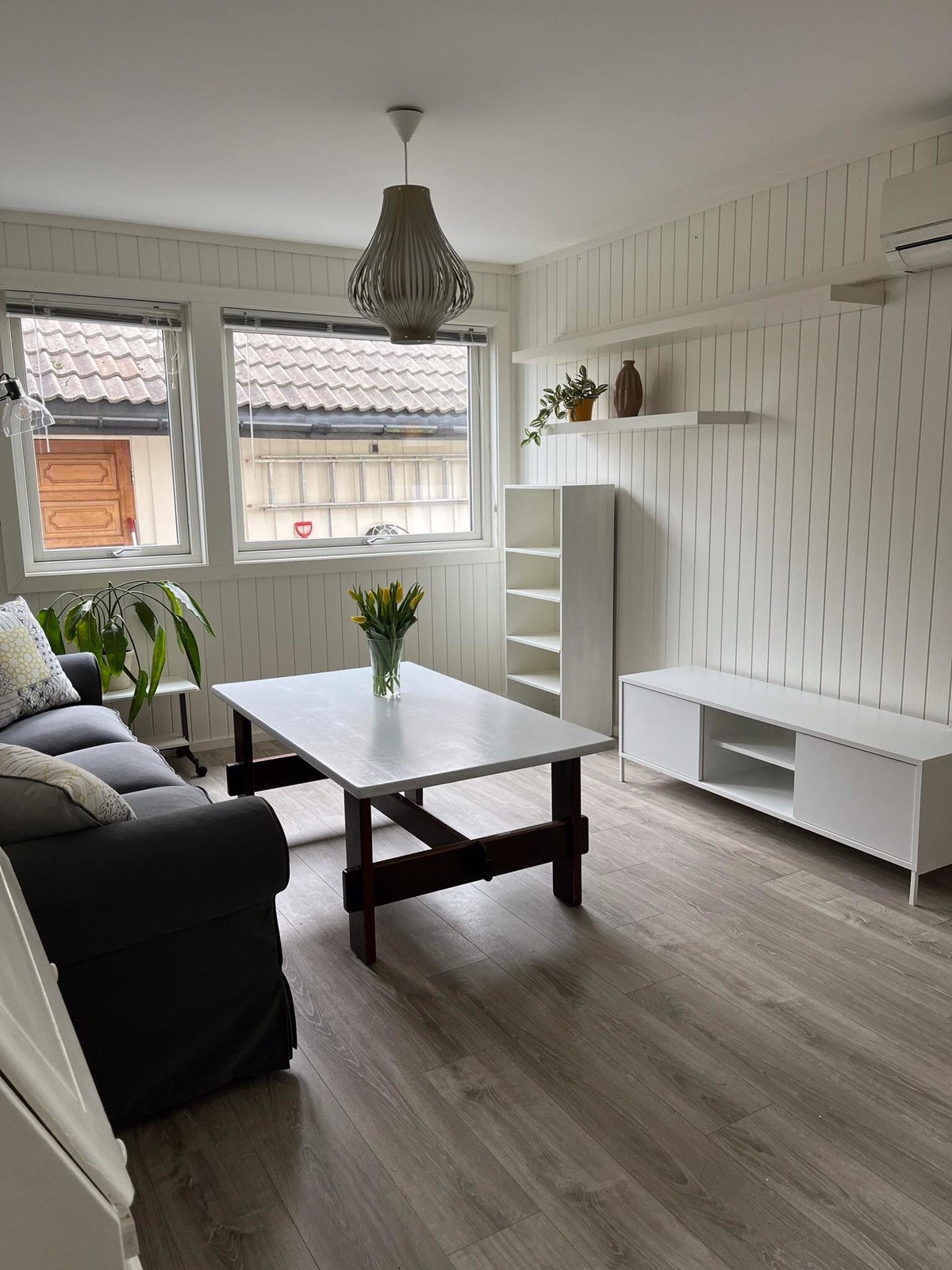 Lys stue Galleribilde