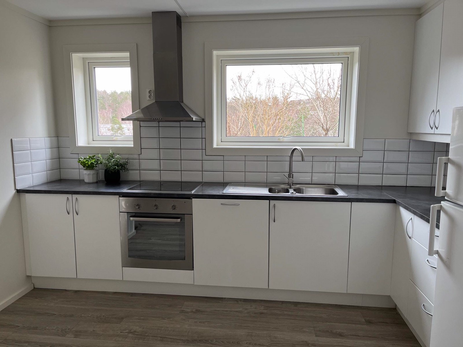 Stort kjøkken Galleribilde