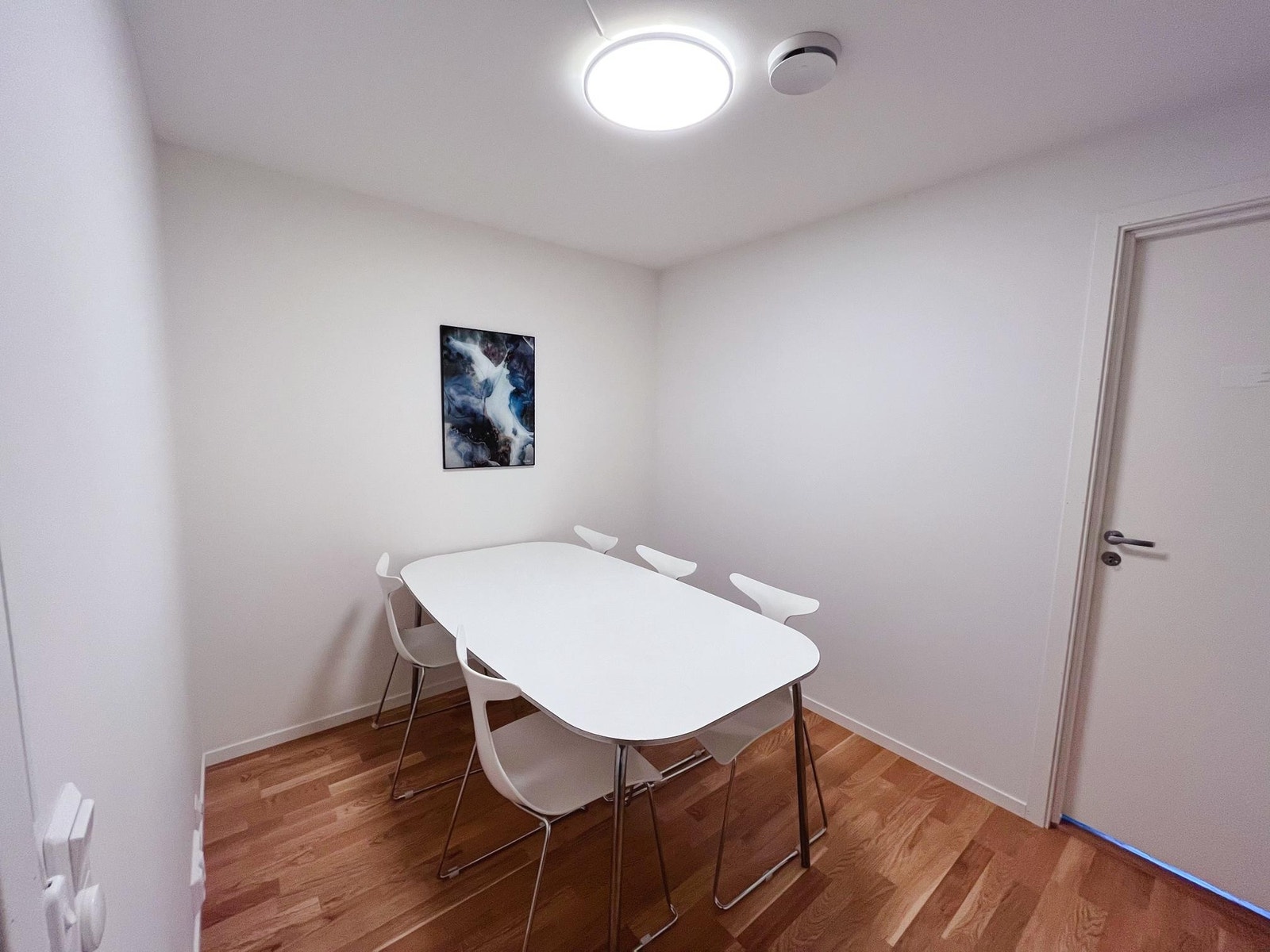 Spisestue/ dining area Galleribilde