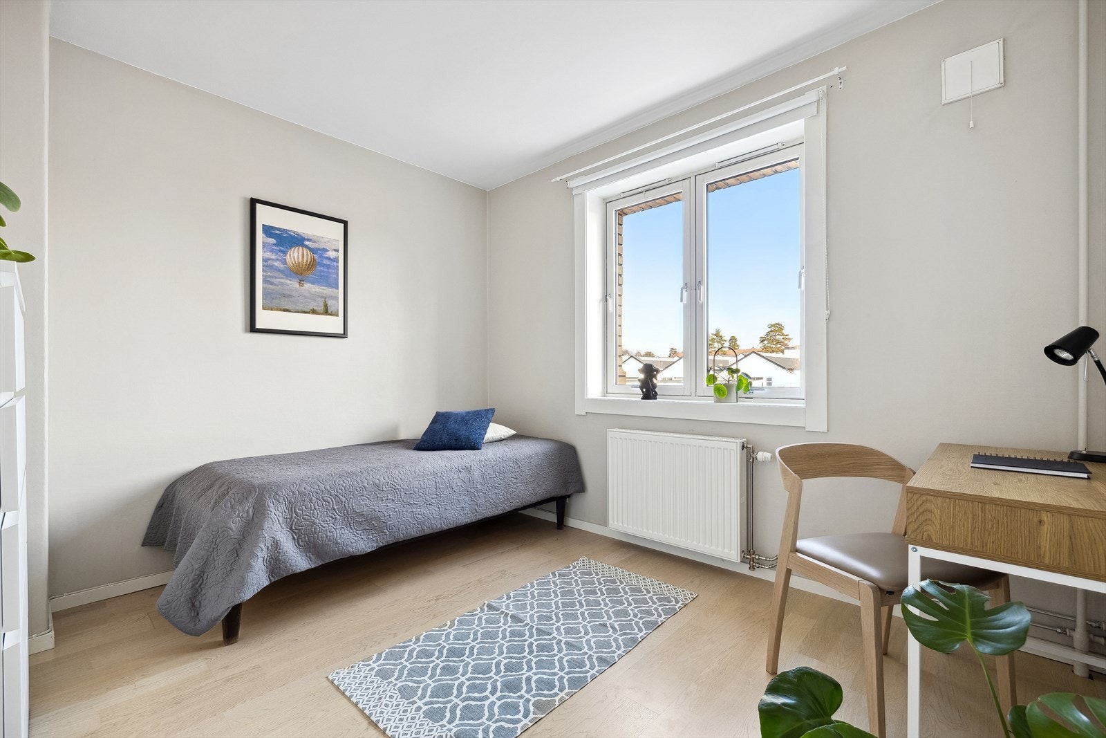 Soverom kan fint benyttes som et barnerom, gjesterom eller som et kontor, alt etter eget ønske. Galleribilde
