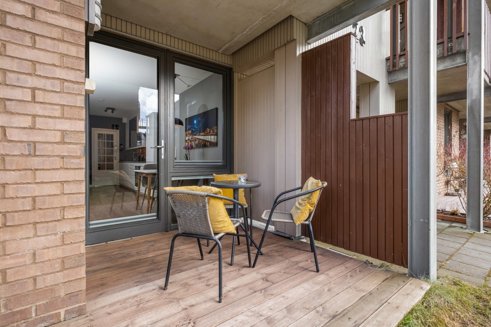 Terrassen er på 7 m² Galleribilde