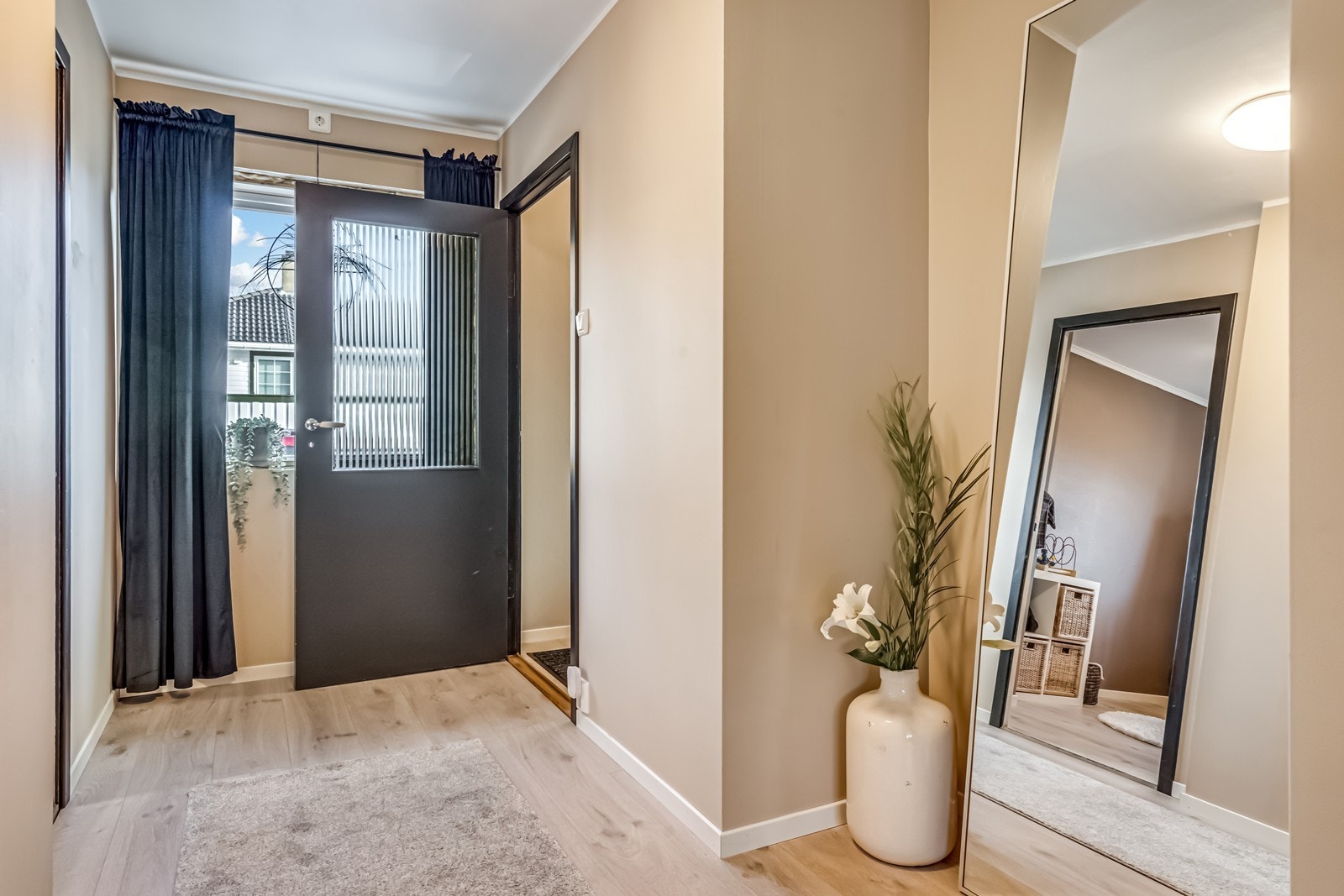 Gang hovedetasje Galleribilde