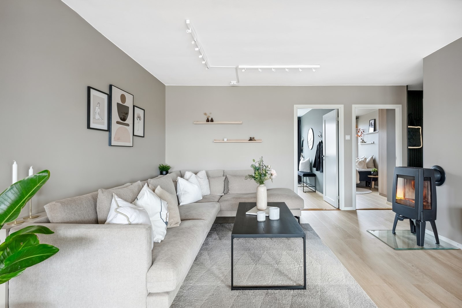 Lun og effektiv, ny peis. Galleribilde