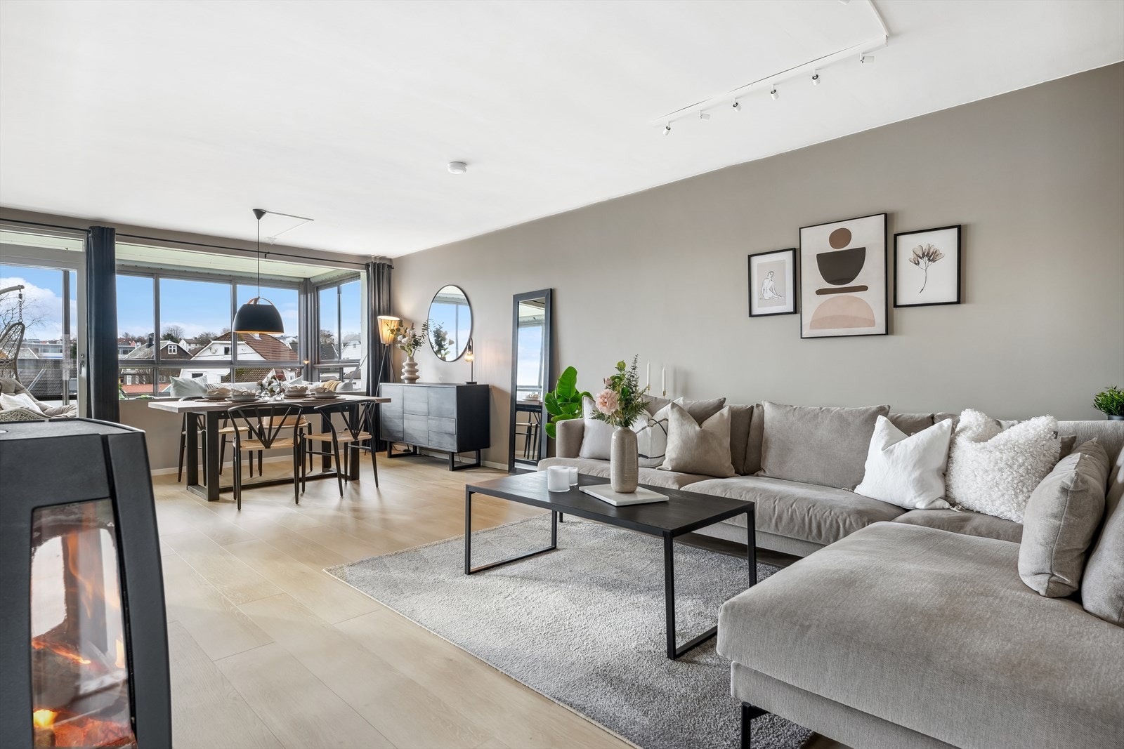 DNB Eiendom v/Nicolai Strømsvold har gleden av å presentere Bjaalands gate 4C! Galleribilde