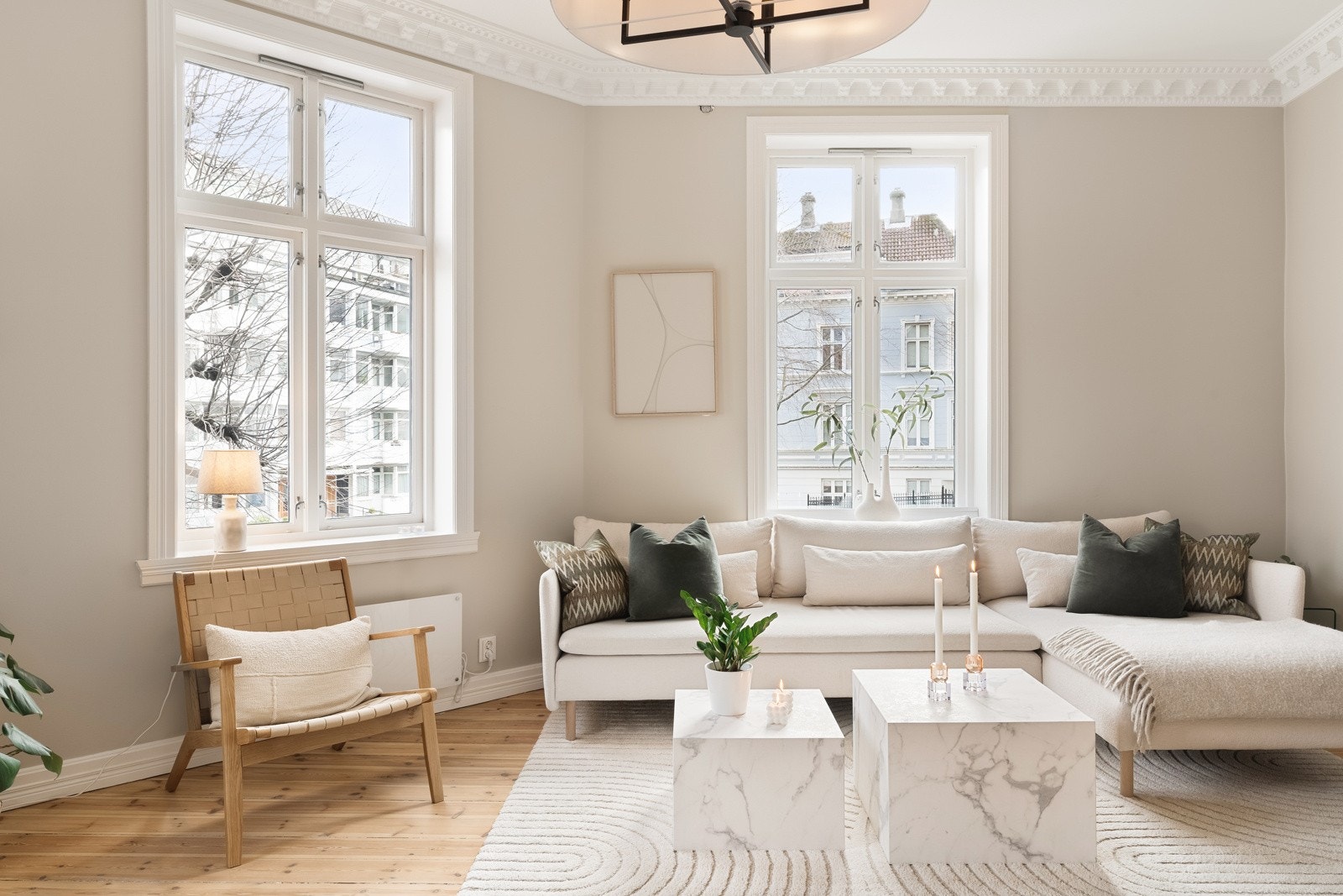 Videre kommer vi inn til hjertet av boligen. Galleribilde