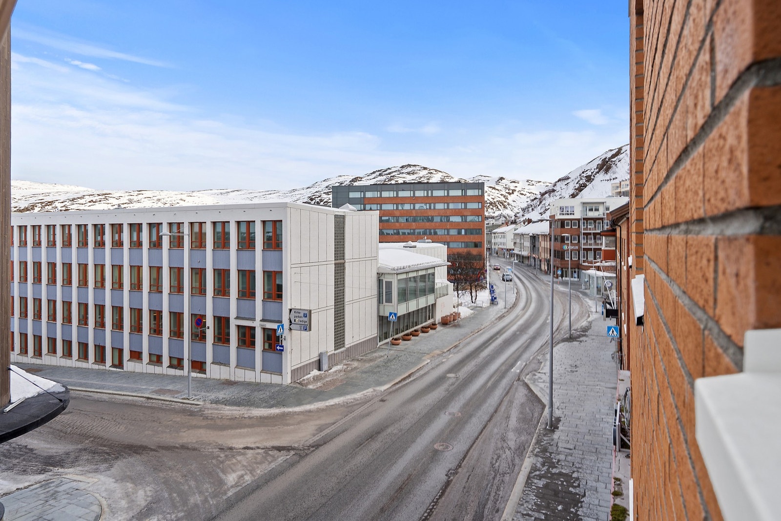 Utsikt fra kjøkken Galleribilde