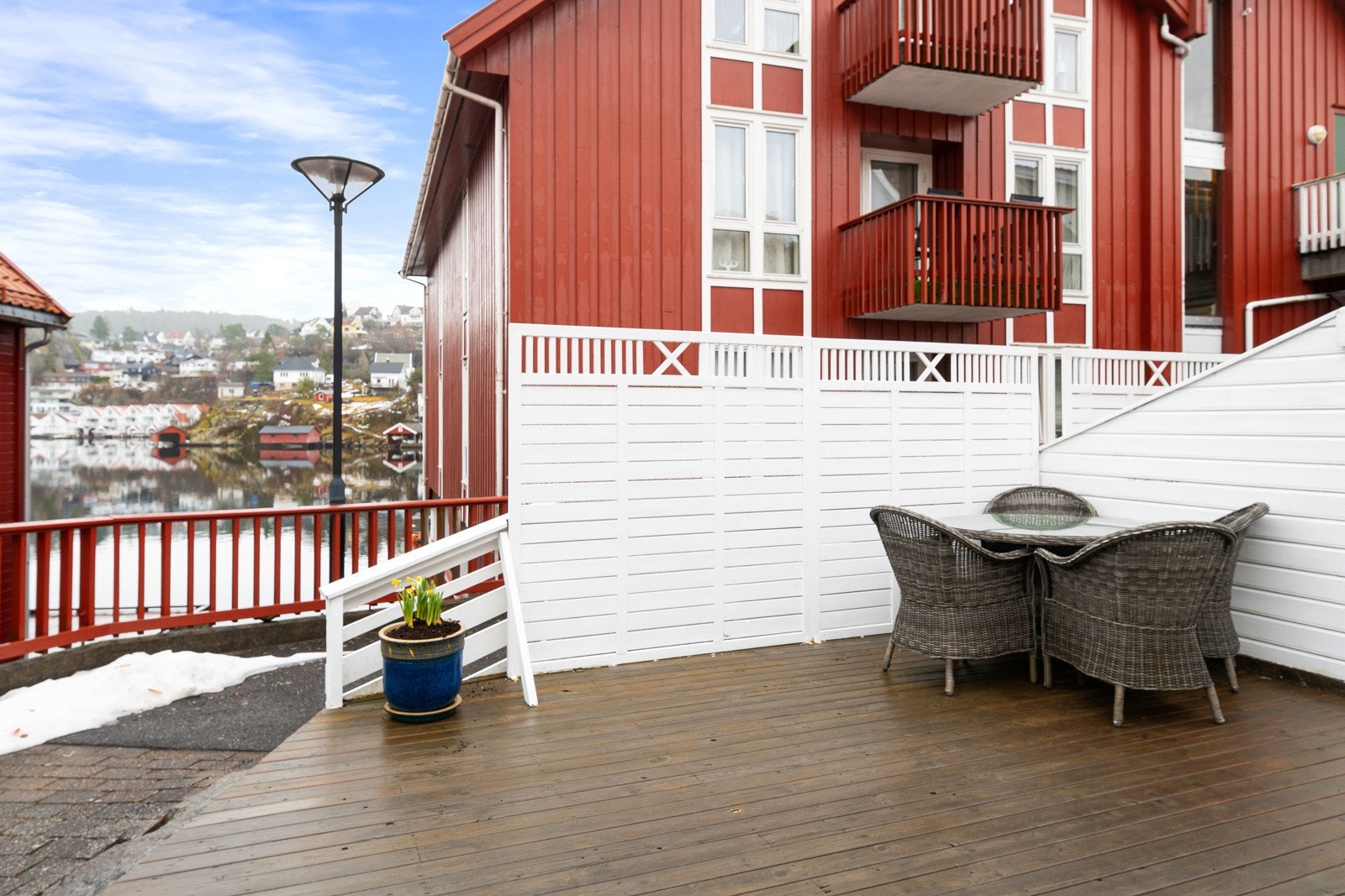 Terrasse. Galleribilde