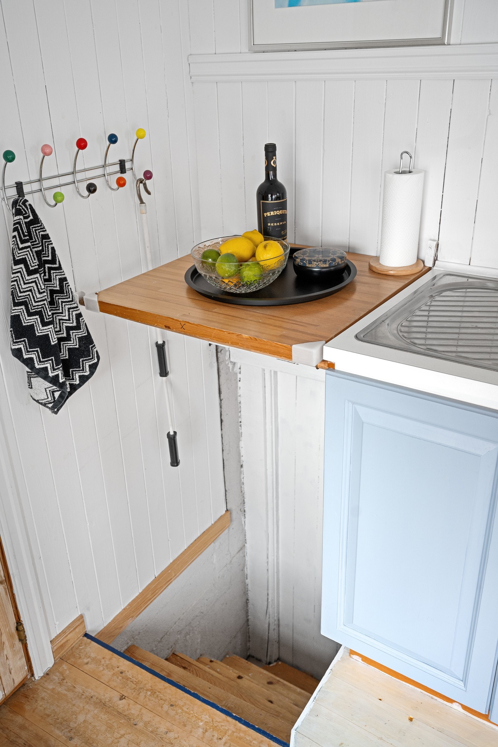 Trapp ned til kjeller fra kjøkkenet. Galleribilde