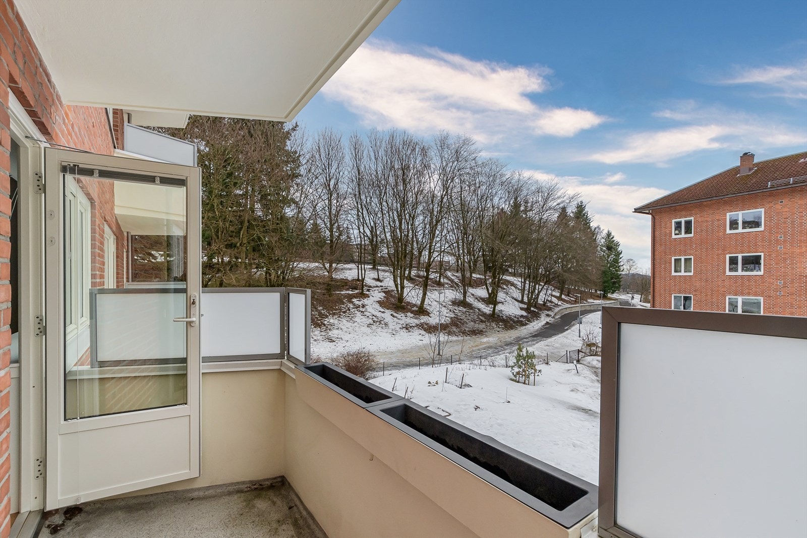 God plass til å innrede med ulike balkongmøblement. Galleribilde