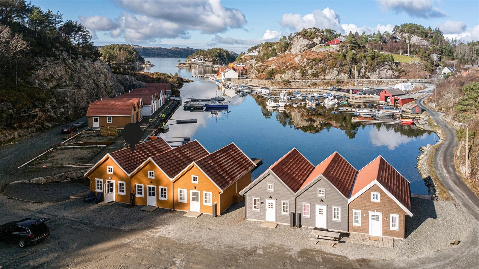 Naustet har en flott beliggenhet innerst i Kuravågen Galleribilde