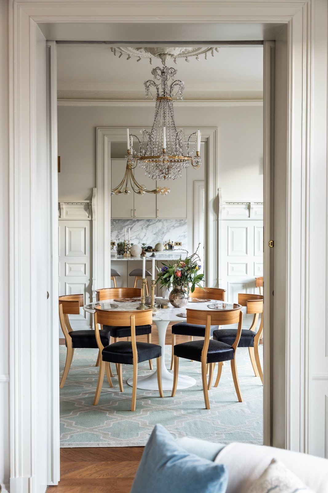 Døråpningen mellom spisestuen og hjørnestuen Galleribilde