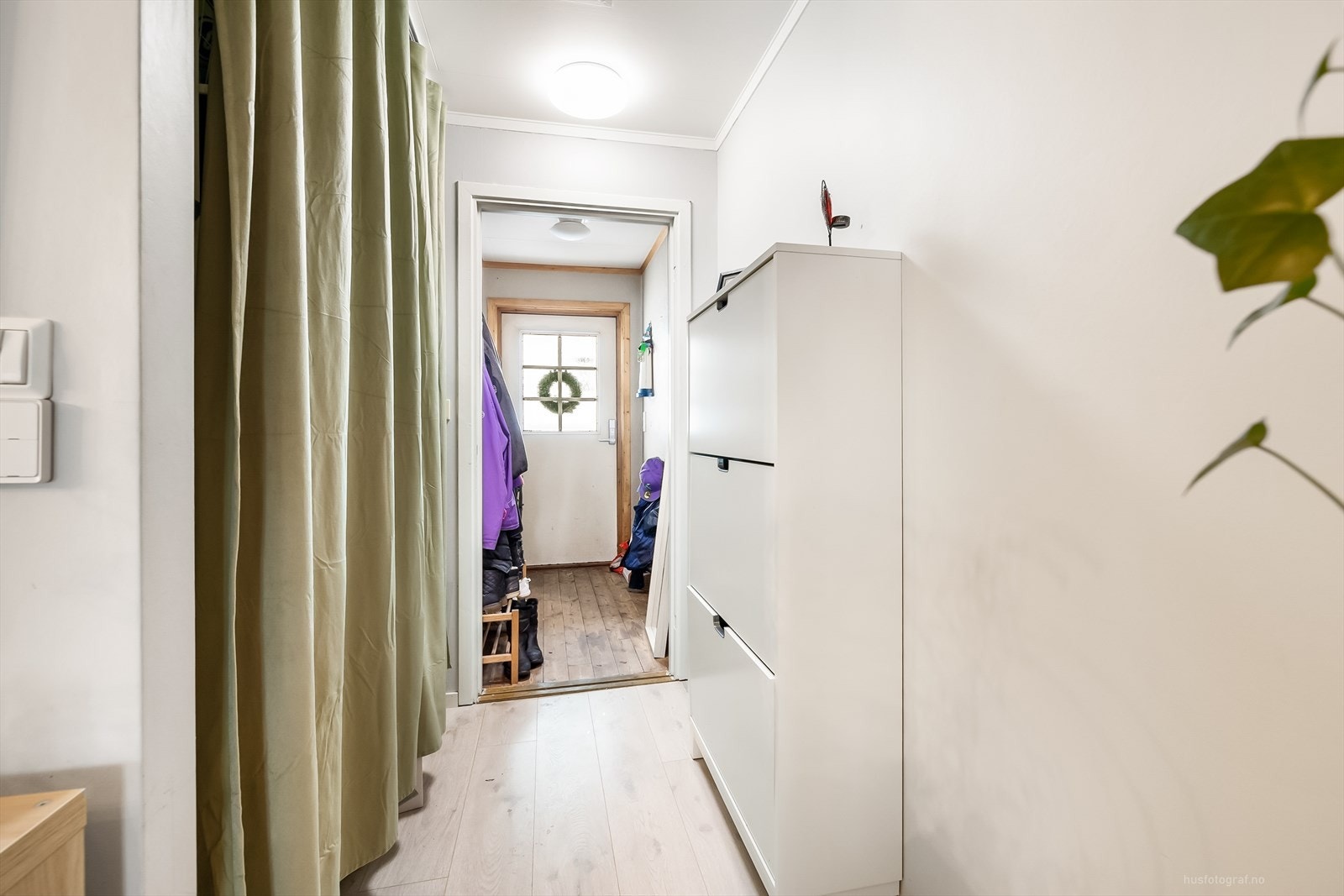 Videre innover er det plass til oppbevaring. Galleribilde