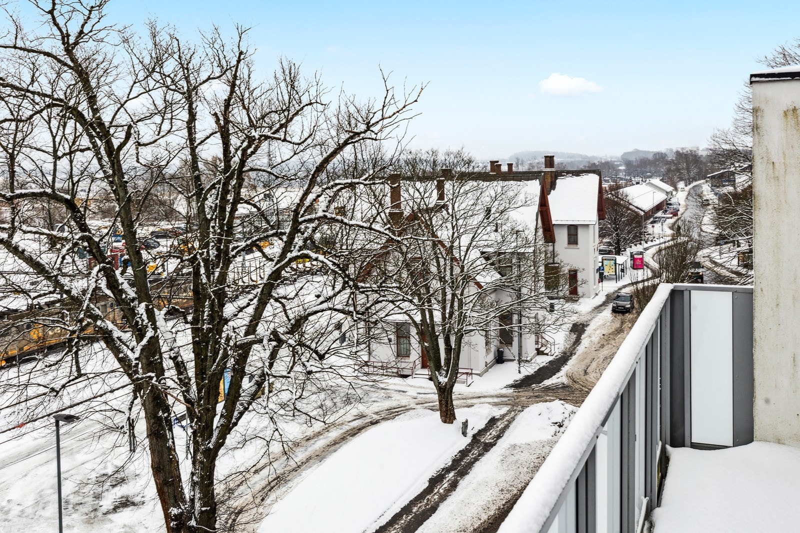 Fra eiendommen er det meget kort avstand til Sarpsborg stasjon Galleribilde