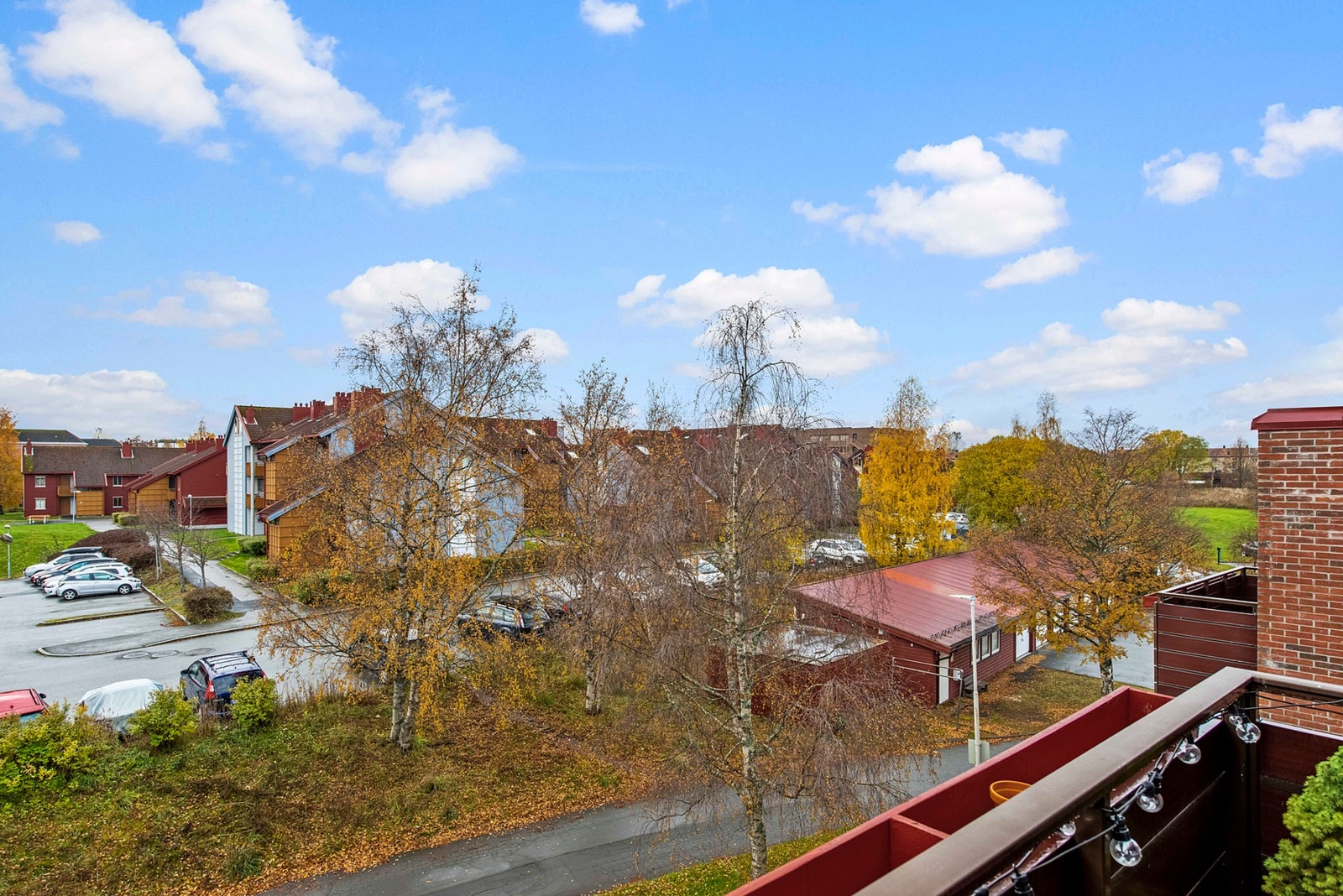 Ligger åpent og fritt til, uten innsyn og med fin utsikt. Galleribilde