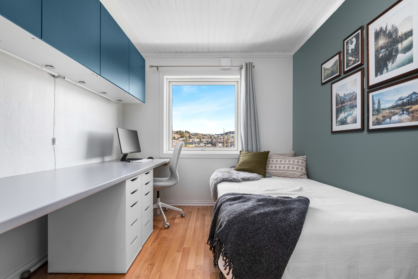Soverom 2 på ca. 7,5 m² Galleribilde