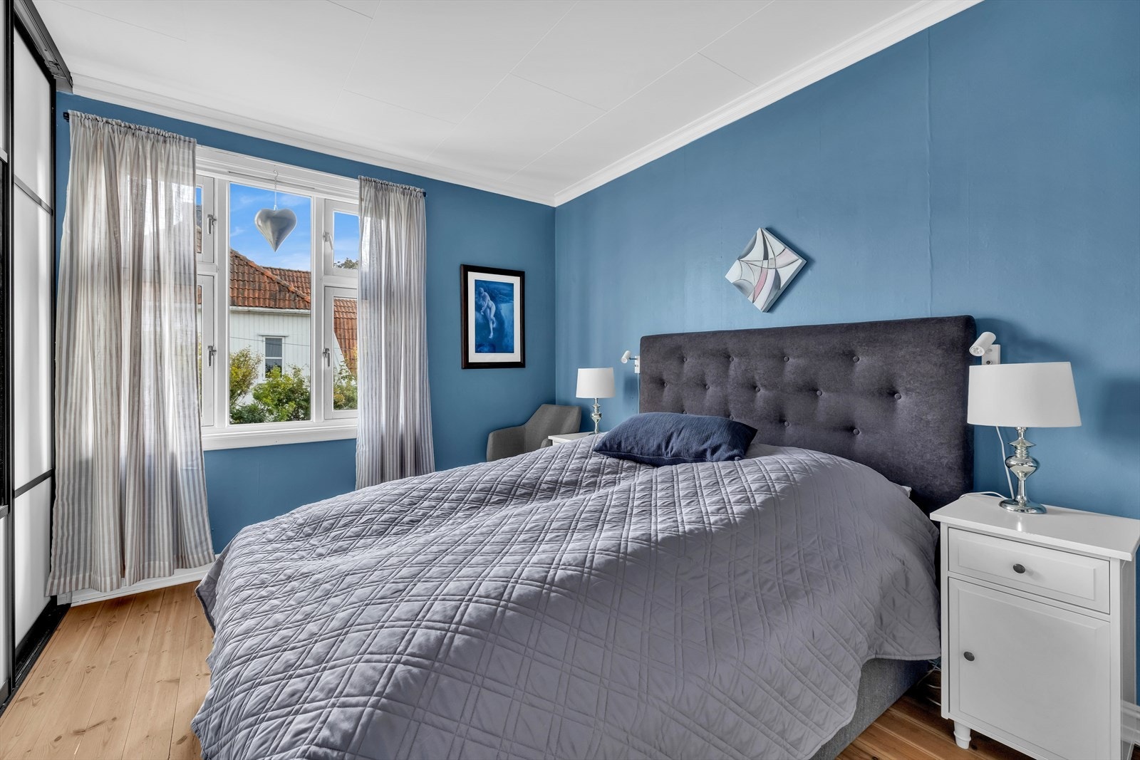 Romslig hovedsoverom i 2. etg. Galleribilde