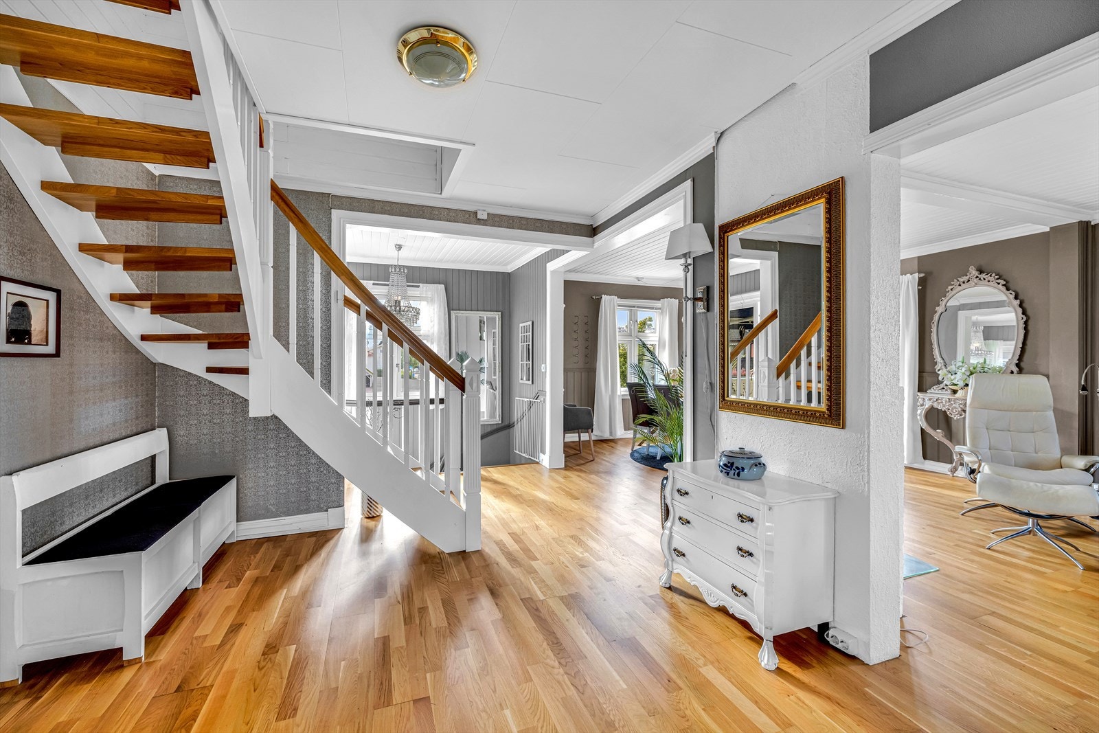 Trappegang i 2.etg. Galleribilde