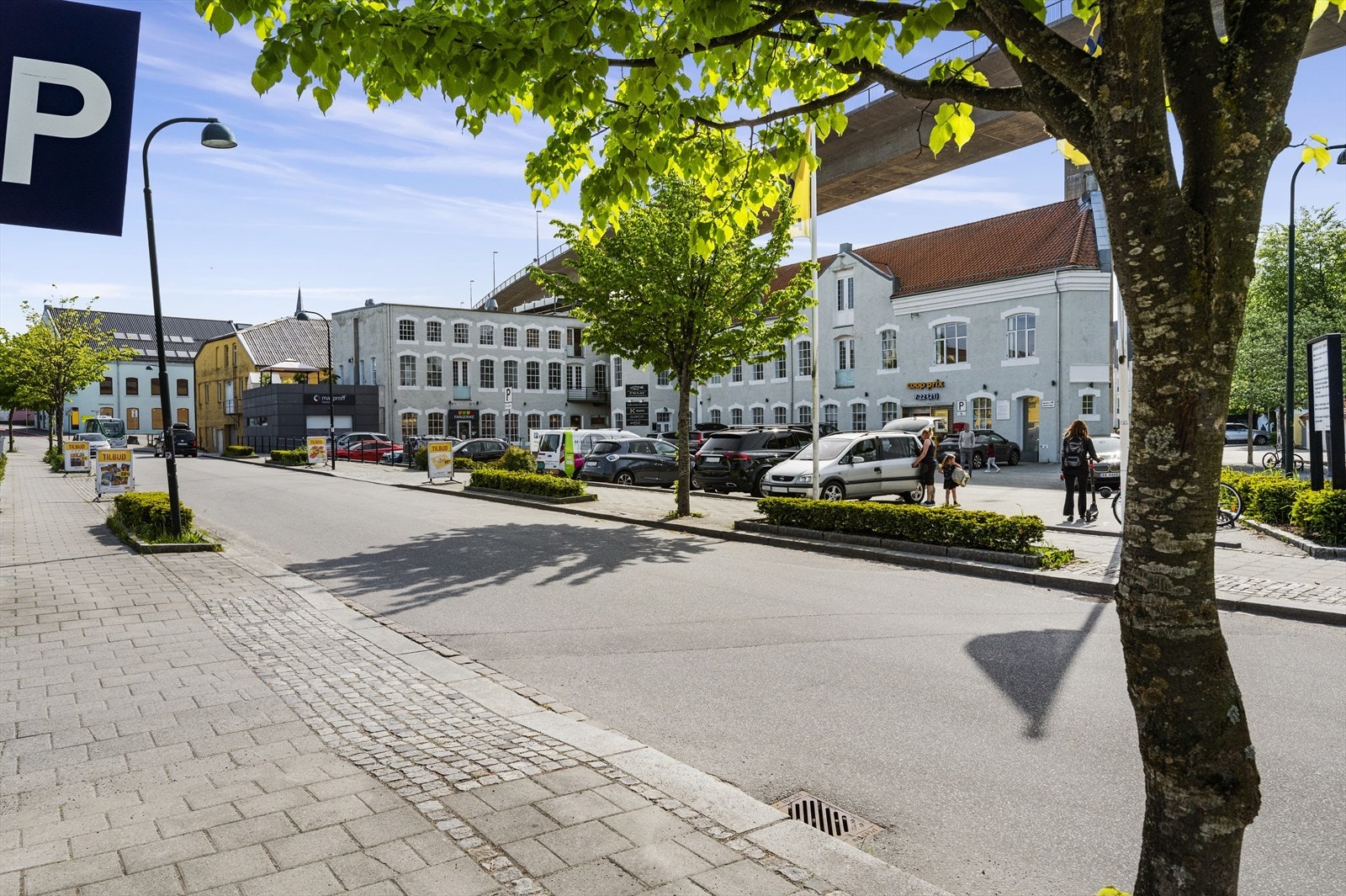 Kort vei til Coop prix som nærbutikk. Galleribilde