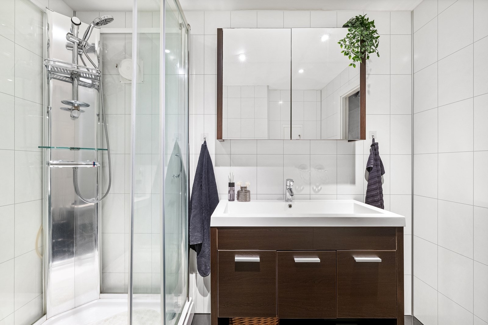 Helfliset og med varme i gulvet Galleribilde