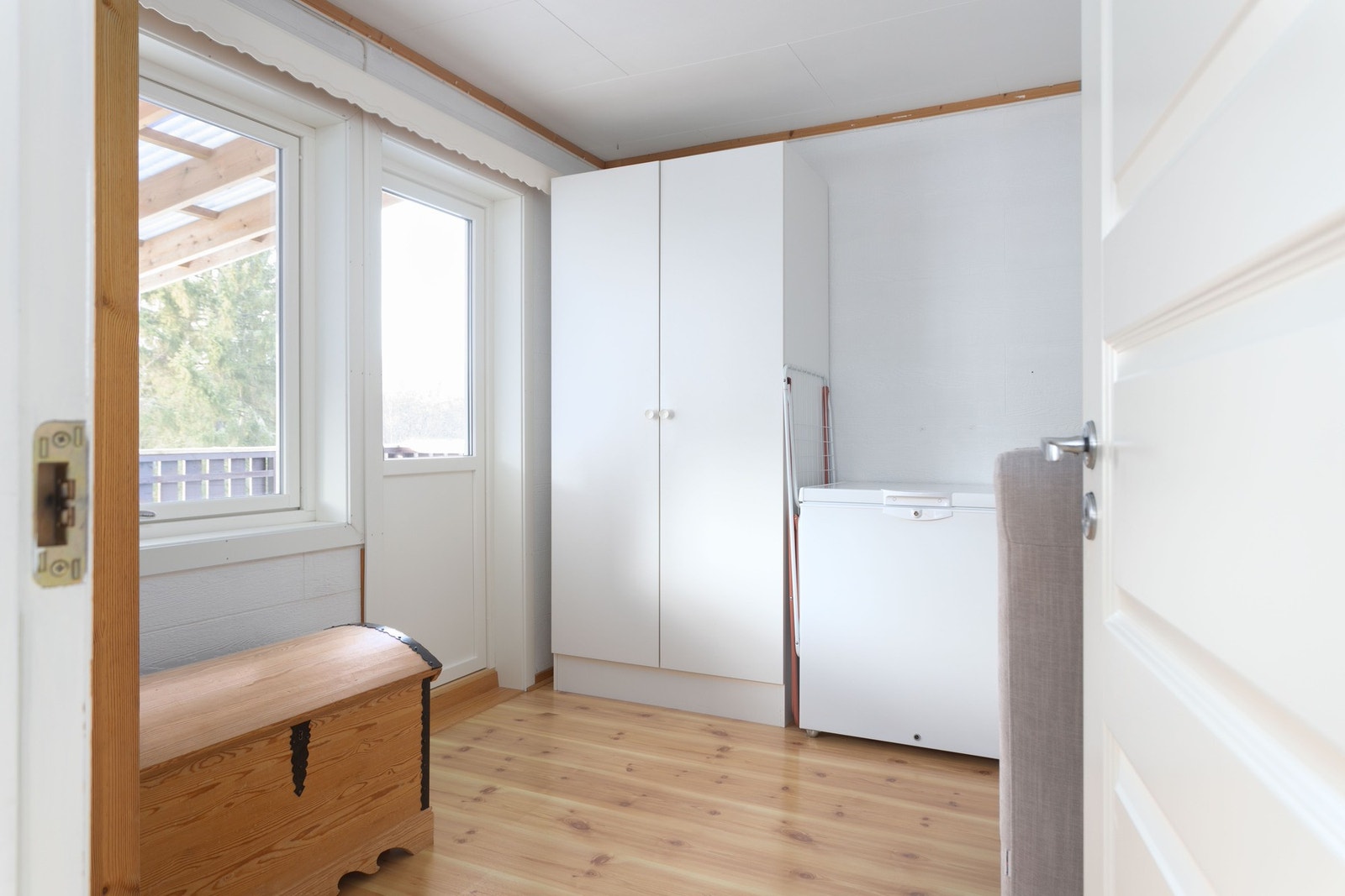 I tilknytning til stuen er det soverom - 6,5 kvm. Galleribilde