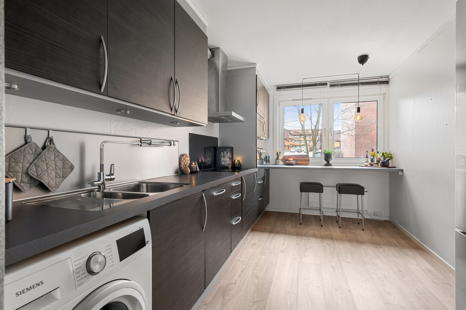 Kjøkkenet er oppgradert av tidligere hjemmelshaver i 2009. Galleribilde