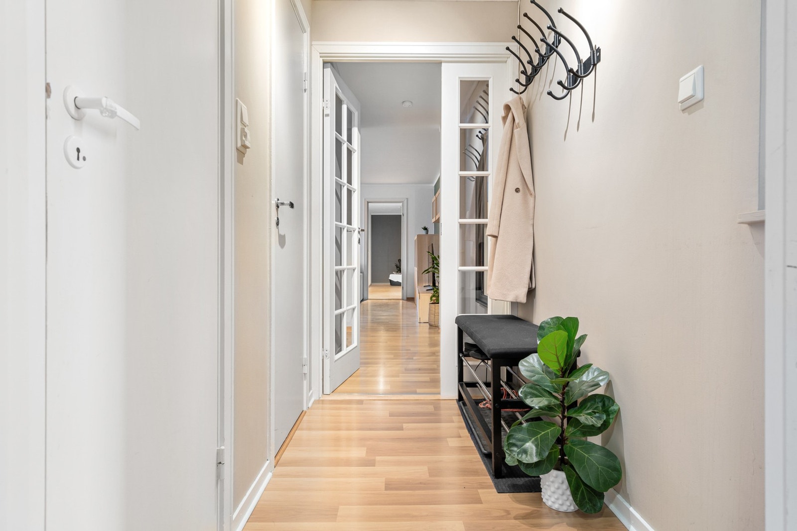 Entré. Galleribilde